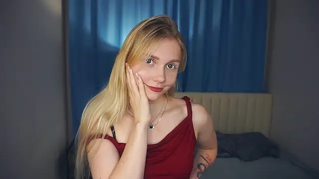 UnDesiga online show from 11.15.25