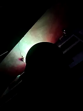 Snapshot of Lirio1991 chatting on 11.21.25 Lirio1991 online show from 11.21.25