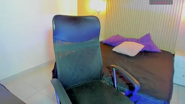 Snapshot of SashaSmithh1 chatting on 11.09.25 SashaSmithh1 online show from 11.09.25