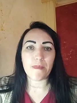 Snapshot of ArianaXFresh chatting on 11.14.25 ArianaXFresh online show from 11.14.25