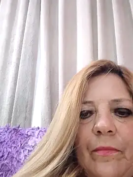 karlaanqui1 online show from 05.15.26