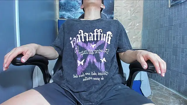 ElanGiraldo online show from 06.10.26