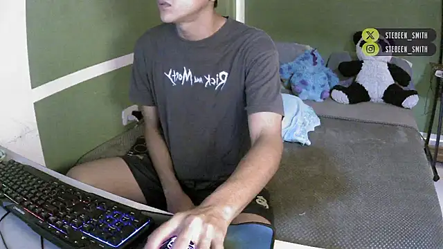 Snapshot of Kurt_williams1 chatting on 06.15.26 Kurt williams1 online show from 06.15.26