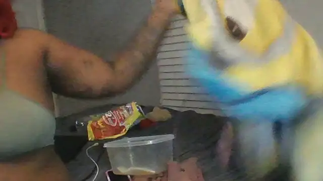 Dusaa  online show from 04.18.26