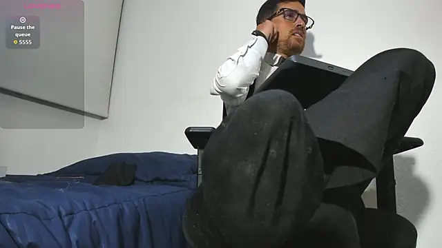 Snapshot of Prince1_dark chatting on 12.01.25 Prince1 dark online show from 12.01.25