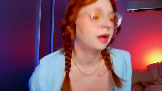 Snapshot of Erica_Nelson chatting on 06.05.26 Erica Nelson online show from 06.05.26