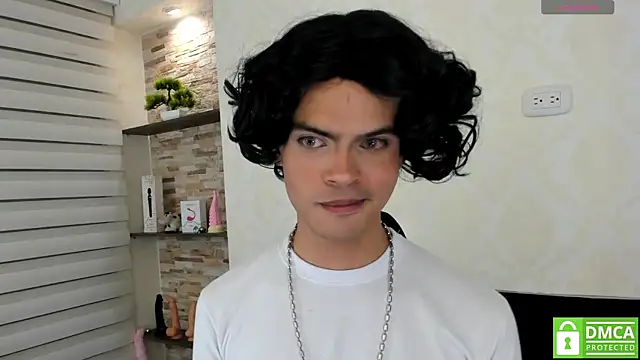 Snapshot of alezander8 chatting on 11.11.25 alezander8 online show from 11.11.25