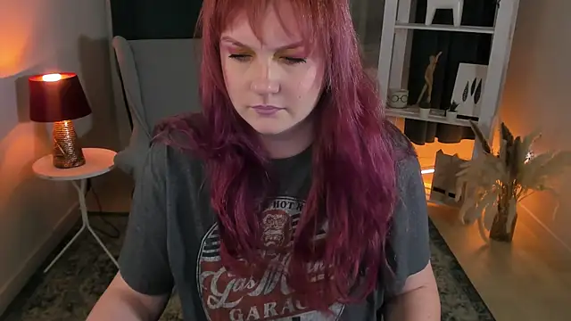 Snapshot of stellasunfield chatting on 11.11.25 stellasunfield online show from 11.11.25