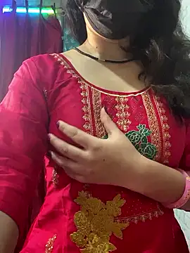 Red Queen 11 online show from 01.12.26