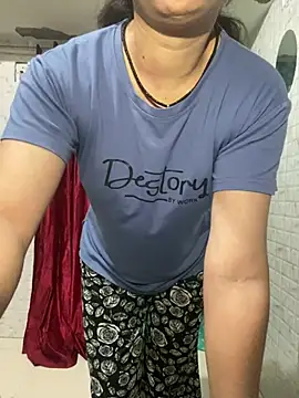 Red Queen 11 online show from 02.11.26