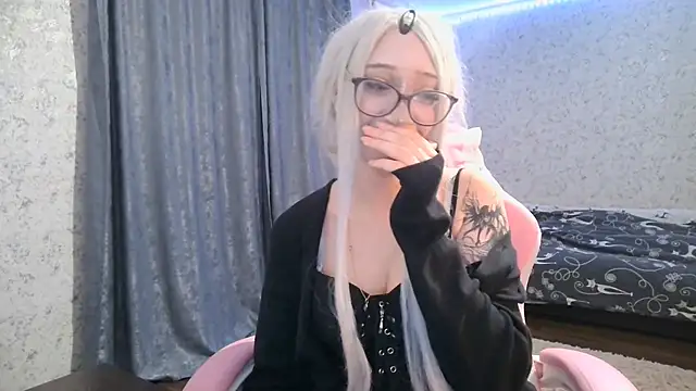 cupcakevice online show from 11.28.25