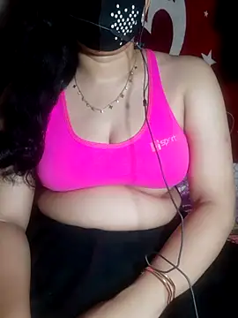 Snapshot of HotGirl23231 chatting on 06.15.26 HotGirl23231 online show from 06.15.26