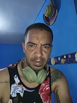 Snapshot of loboalexxx chatting on 11.09.25 loboalexxx online show from 11.09.25