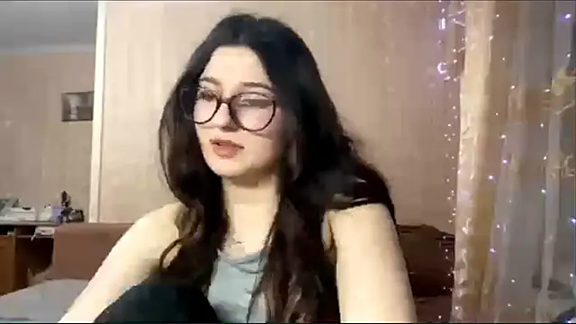 Snapshot of DonnieBooton chatting on 02.02.26 DonnieBooton online show from 02.02.26