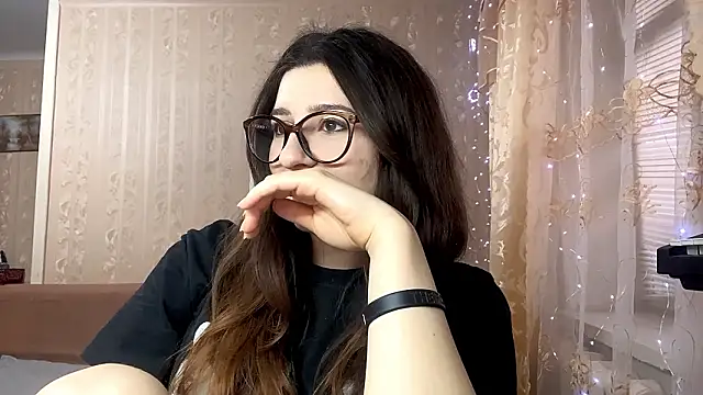 Snapshot of DonnieBooton chatting on 02.12.26 DonnieBooton online show from 02.12.26