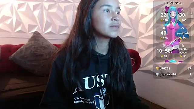 bunnywhite21 online show from 12.02.25