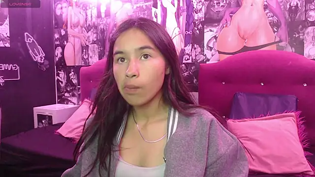 bunnywhite21 online show from 01.13.26