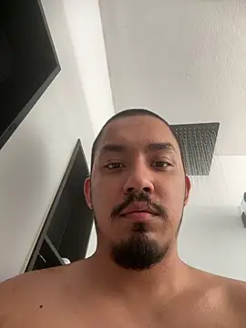 Snapshot of strawberry200512 chatting on 11.22.25 strawberry200512 online show from 11.22.25