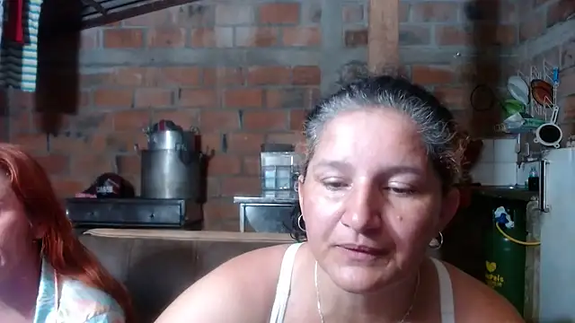 Snapshot of Sra_Angelina chatting on 05.12.26 Sra Angelina online show from 05.12.26