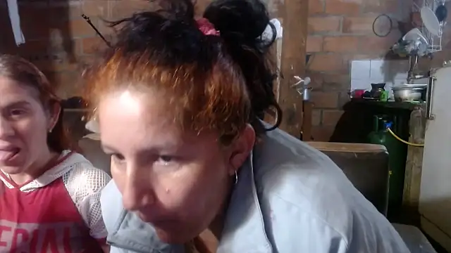 Snapshot of Sra_Angelina chatting on 06.08.26 Sra Angelina online show from 06.08.26