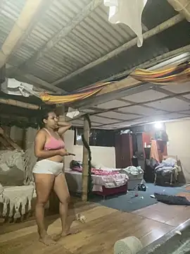 Snapshot of CataniaA22 chatting on 12.17.25 CataniaA22 online show from 12.17.25