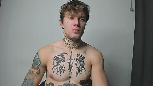 Huntall77 online show from 11.15.25