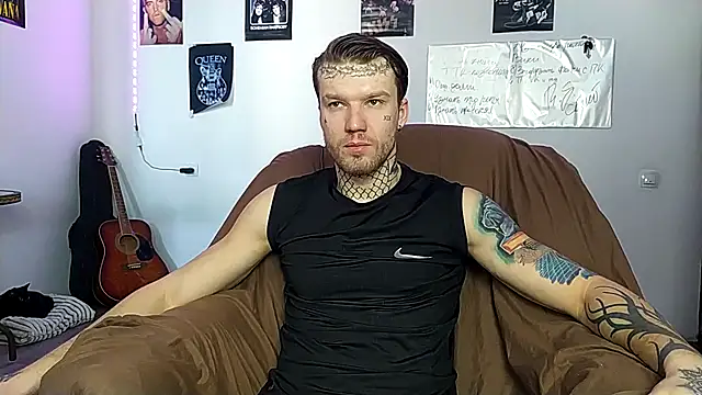 Huntall77 online show from 02.11.26