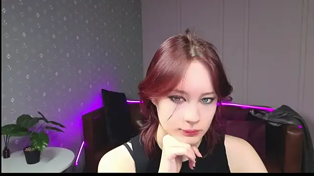 Annie Way online show from 12.19.25