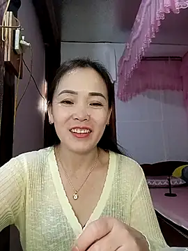 Feeling-hot online show from 03.05.26