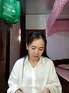 Feeling-hot online show from 03.17.26