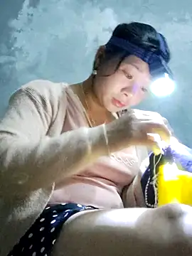 vangkt-cute online show from 11.15.25