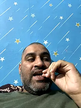 Snapshot of arjunforyou4 chatting on 11.23.25 arjunforyou4 online show from 11.23.25