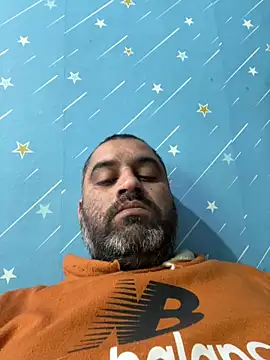 Snapshot of arjunforyou4 chatting on 12.17.25 arjunforyou4 online show from 12.17.25