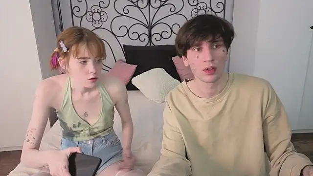 Snapshot of Danny_loves_Mary chatting on 02.08.26 Danny loves Mary online show from 02.08.26