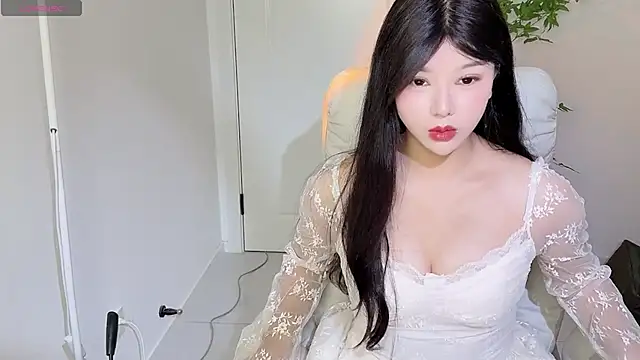 Snapshot of BB38F chatting on 12.14.25 BB38F online show from 12.14.25