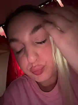 Marisaaasss online show from 04.01.26