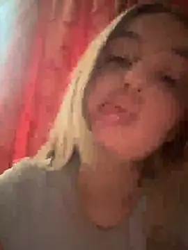 Snapshot of Marisaaasss chatting on 07.18.26 Marisaaasss online show from 07.18.26