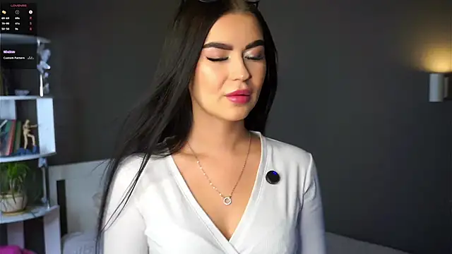 CoreenYorton online show from 11.21.25