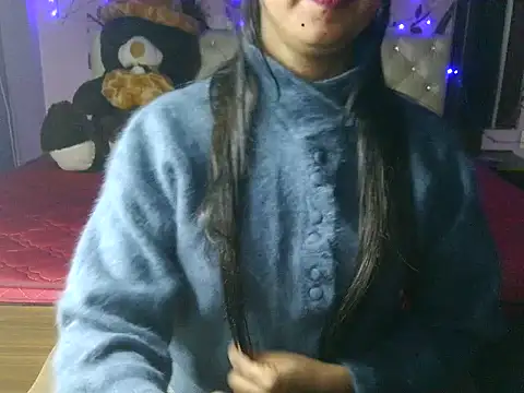 Snapshot of Hotty_maya1 chatting on 11.15.25 Hotty maya1 online show from 11.15.25