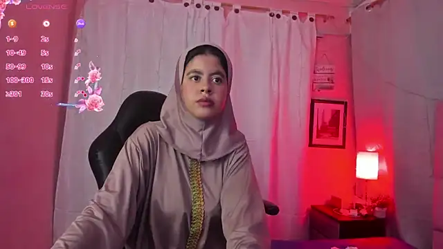 NaylaAbadi online show from 03.04.26