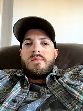 Snapshot of JJtide48 chatting on 11.10.25 JJtide48 online show from 11.10.25