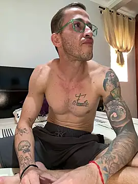 Snapshot of Lucasjandre chatting on 03.19.26 Lucasjandre online show from 03.19.26