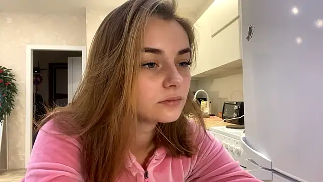 GeralynChiszar online show from 12.17.25