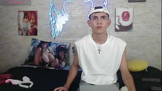 axel milo kairo and noa online show from 11.12.25