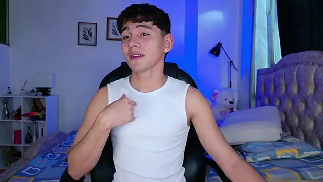 estebanperez 26 online show from 04.18.26