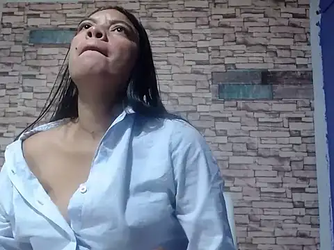 emysquirt online show from 11.30.25