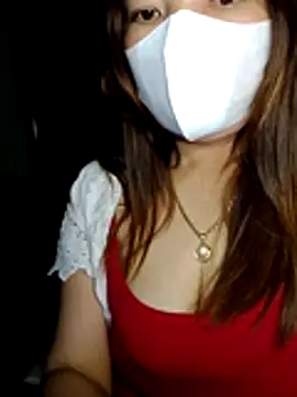 Snapshot of Annii68 chatting on 12.16.25 Annii68 online show from 12.16.25