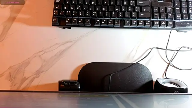 Snapshot of Juliana_Tx chatting on 11.20.25 Juliana Tx online show from 11.20.25