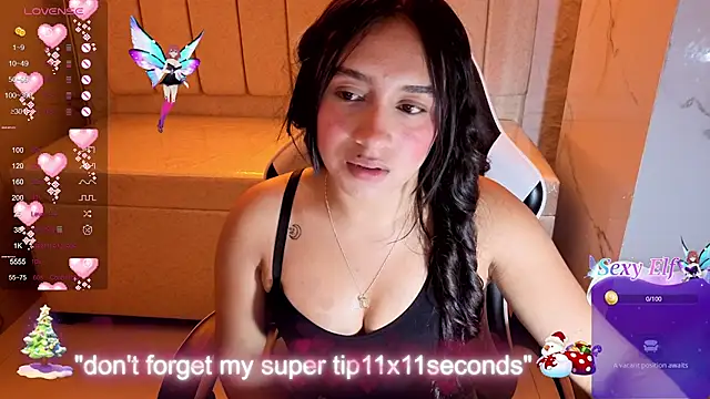 Snapshot of Juliana_Tx chatting on 12.20.25 Juliana Tx online show from 12.20.25