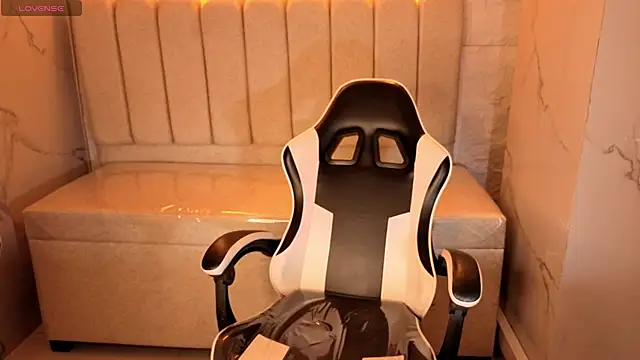 Snapshot of Juliana_Tx chatting on 01.08.26 Juliana Tx online show from 01.08.26